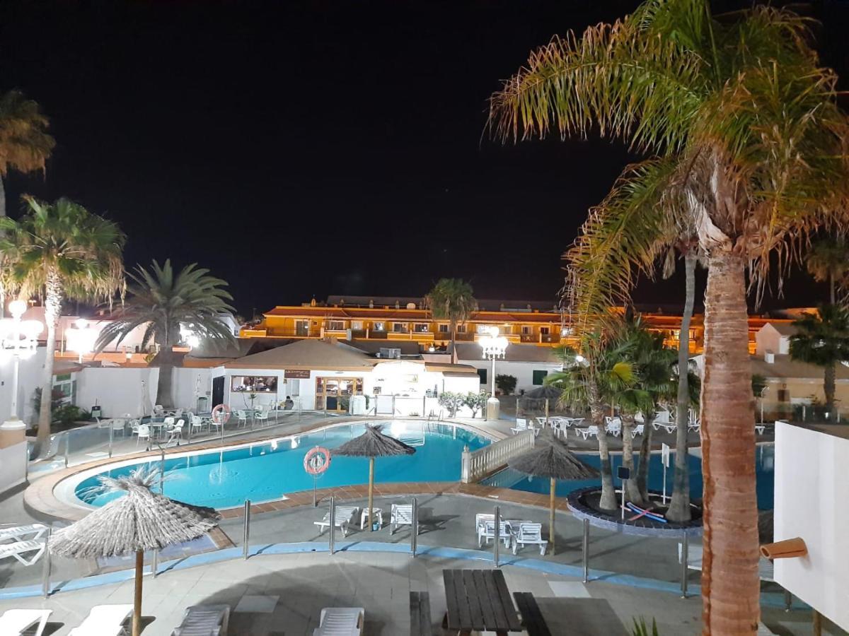 Castillo Holiday Apartament- Puerta Del Sol 191 กาเลตาเดฟุสเต ภายนอก รูปภาพ
