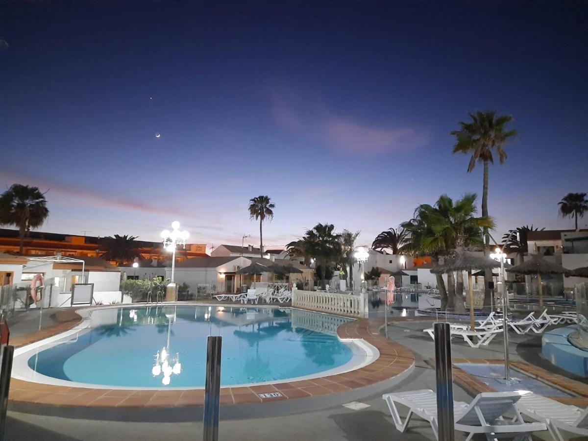 Castillo Holiday Apartament- Puerta Del Sol 191 กาเลตาเดฟุสเต ภายนอก รูปภาพ